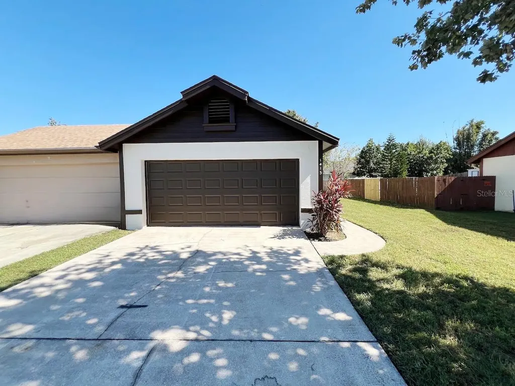 1413 Easton Street Orlando FL 32825