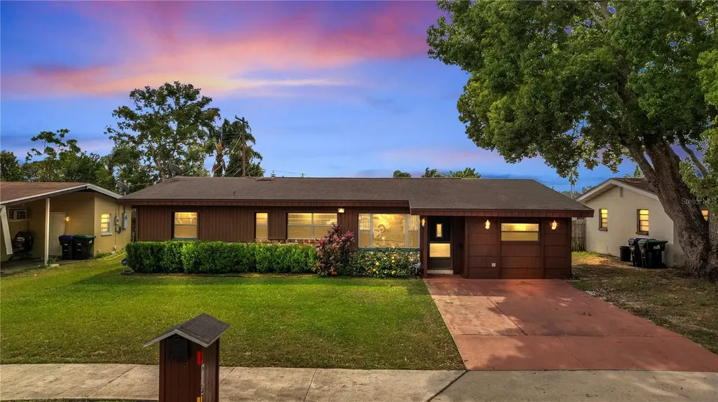6224 W Amelia Street Orlando FL 32835