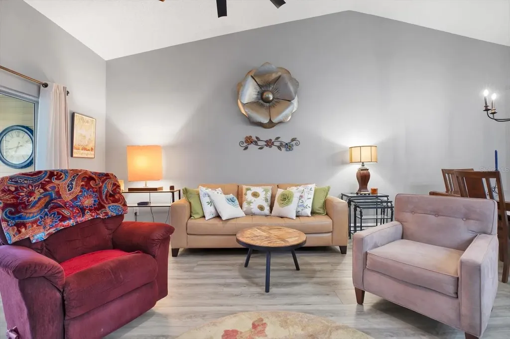 2403 Nantucket Green Court Sun City Center FL 33573