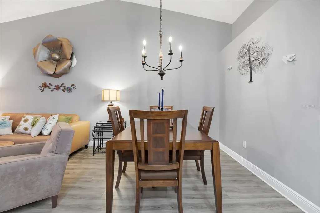 2403 Nantucket Green Court Sun City Center FL 33573