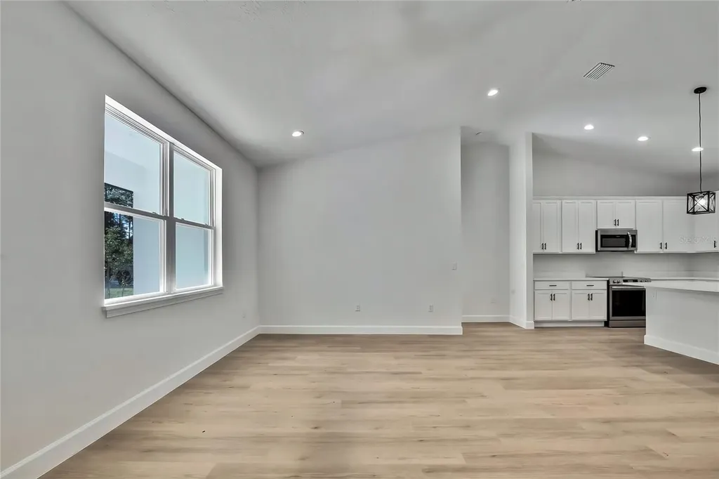 8118 N Santos Drive Citrus Springs FL 34434