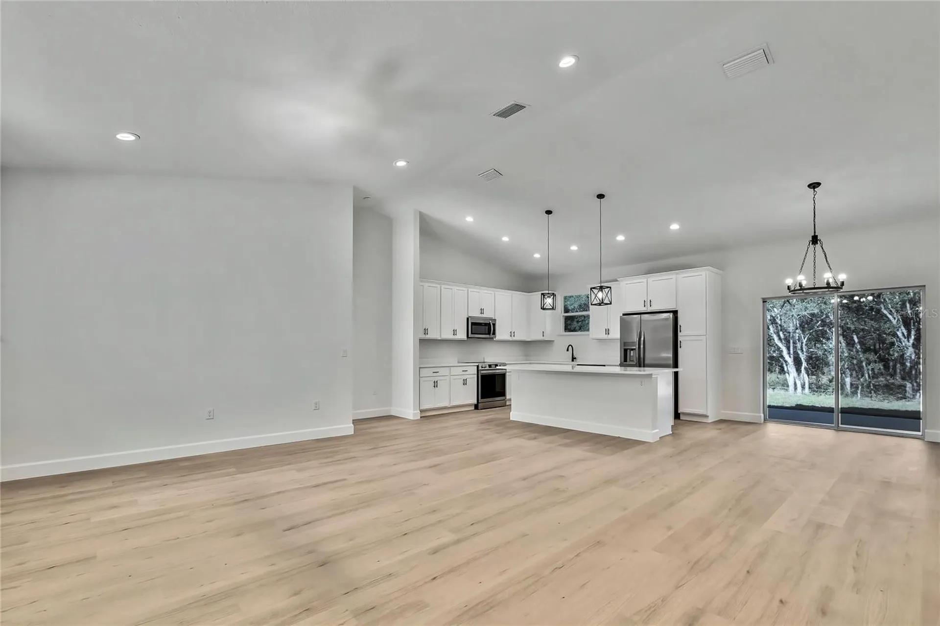 8118 N Santos Drive Citrus Springs FL 34434