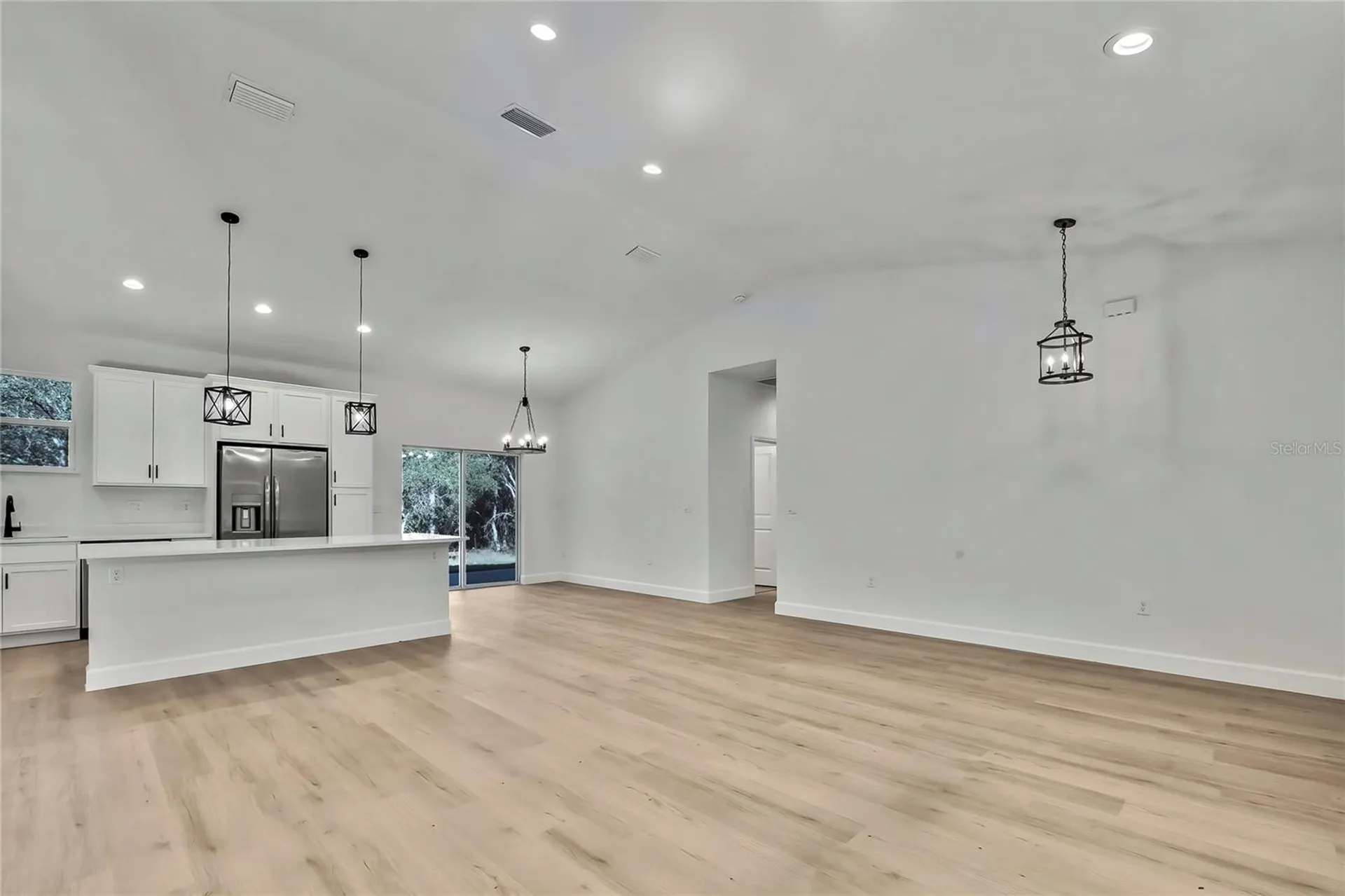 8118 N Santos Drive Citrus Springs FL 34434