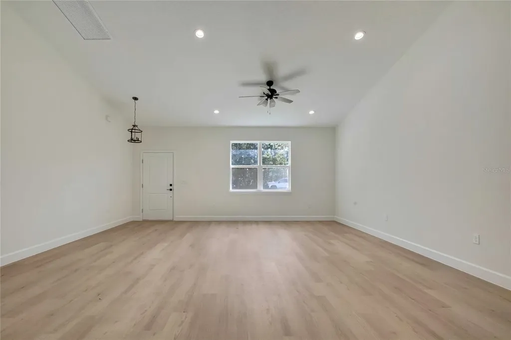8104 N Santos Drive Citrus Springs FL 34434