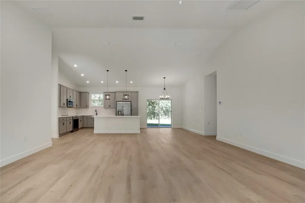 8104 N Santos Drive Citrus Springs FL 34434
