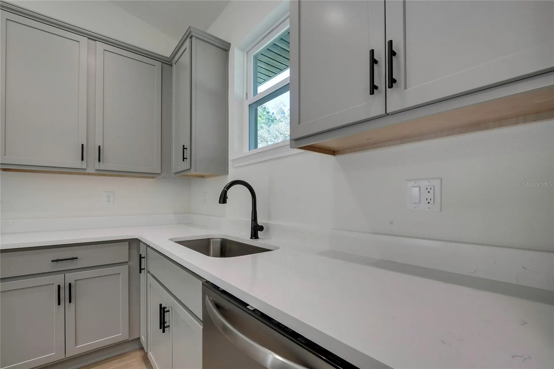 8104 N Santos Drive Citrus Springs FL 34434