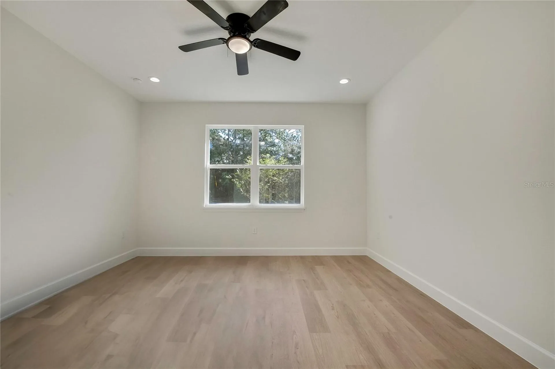 8104 N Santos Drive Citrus Springs FL 34434