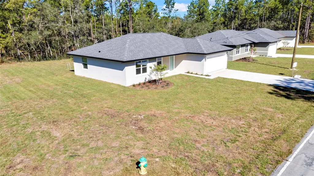 8090 N Santos Drive Citrus Springs FL 34434