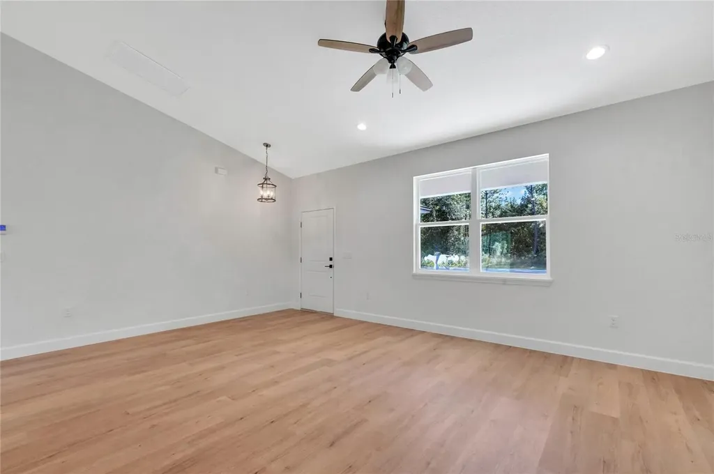 8090 N Santos Drive Citrus Springs FL 34434