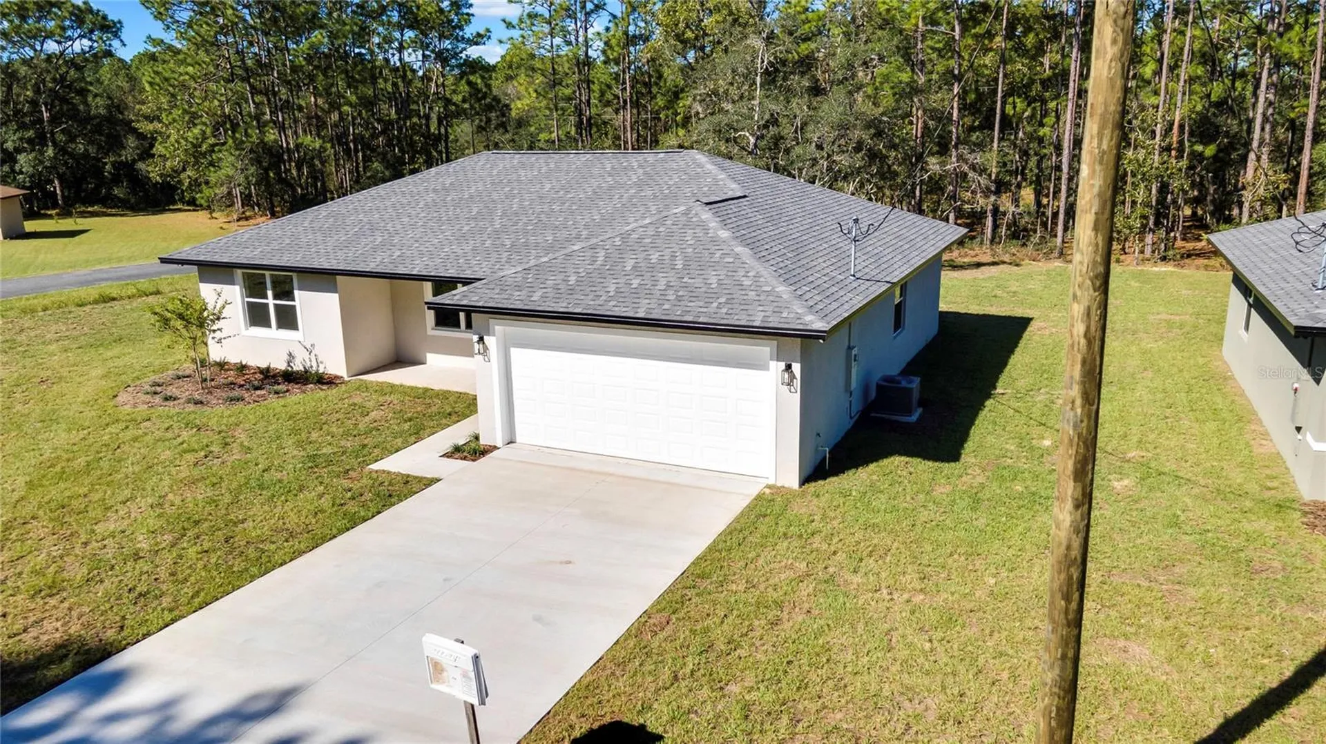 8090 N Santos Drive Citrus Springs FL 34434
