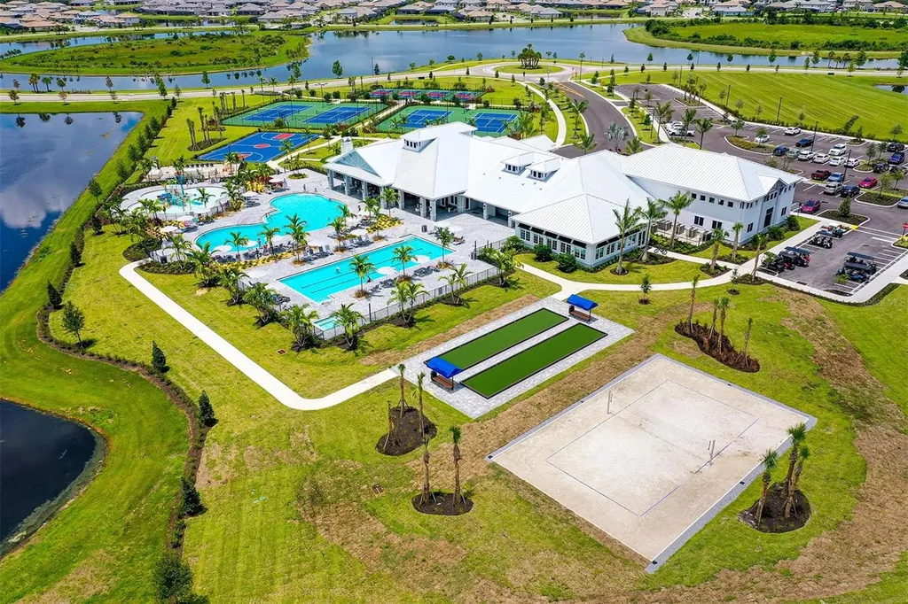 15721 Sunny Day Drive Bradenton FL 34211