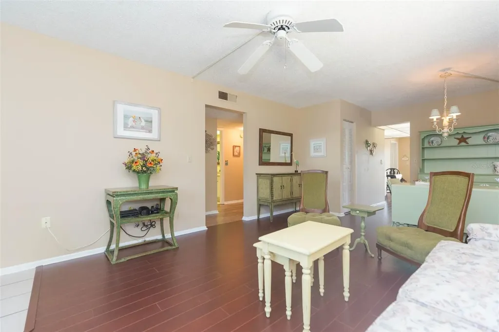 315 30 Avenue W Bradenton FL 34205