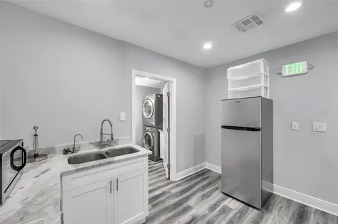 7949 Ulmerton Road Largo FL 33771