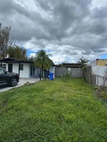 4515 W Fern Street Tampa FL 33614