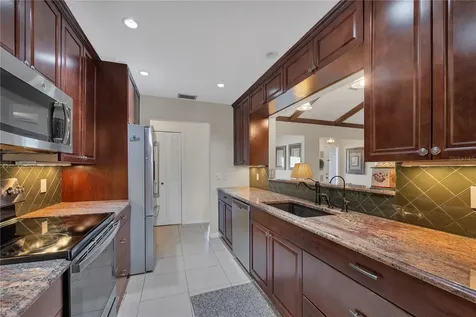 105 Hourglass Drive Venice FL 34293