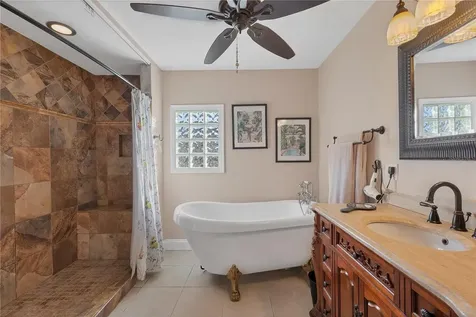 105 Hourglass Drive Venice FL 34293
