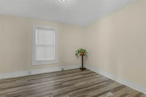 1506 W 12th Street Sanford FL 32771