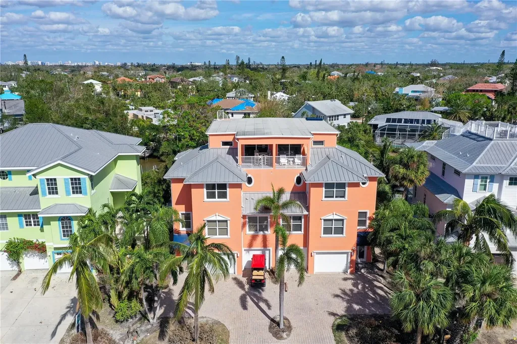 467 Canal Road Sarasota FL 34242