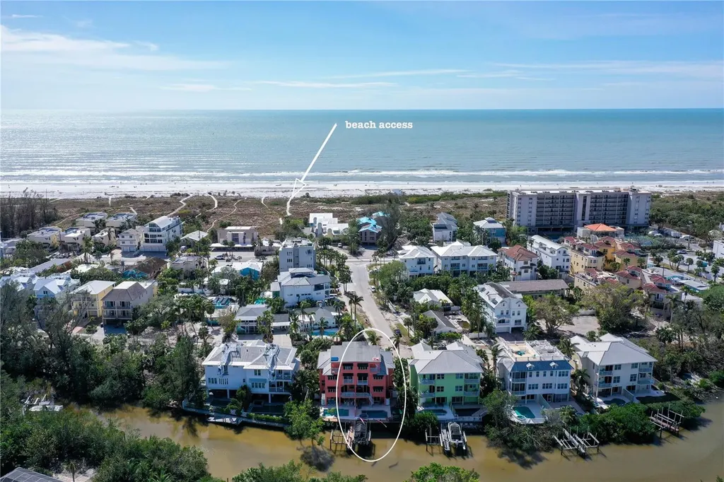 467 Canal Road Sarasota FL 34242