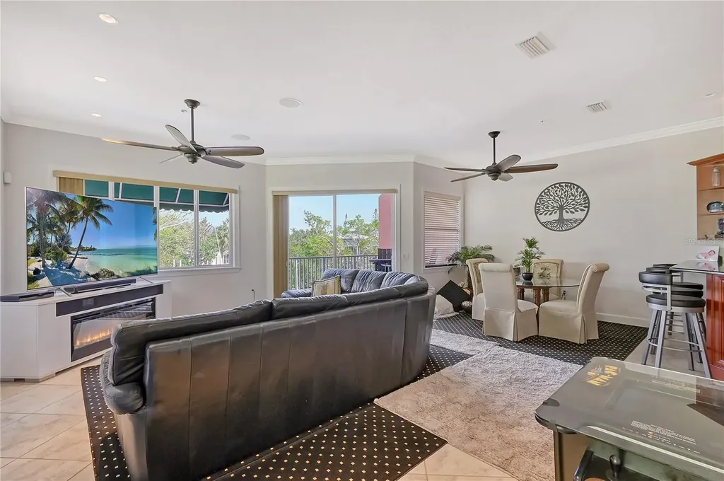 467 Canal Road Sarasota FL 34242