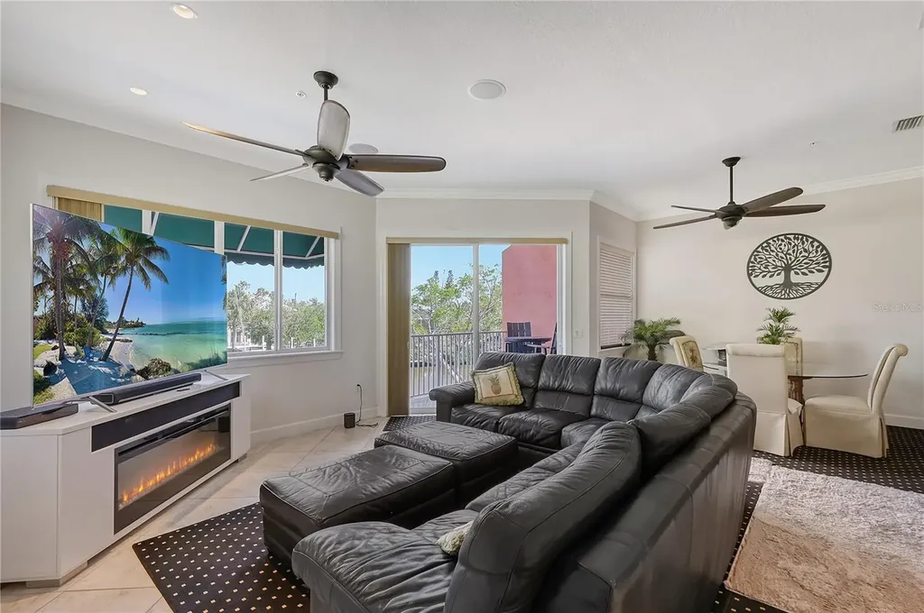 467 Canal Road Sarasota FL 34242