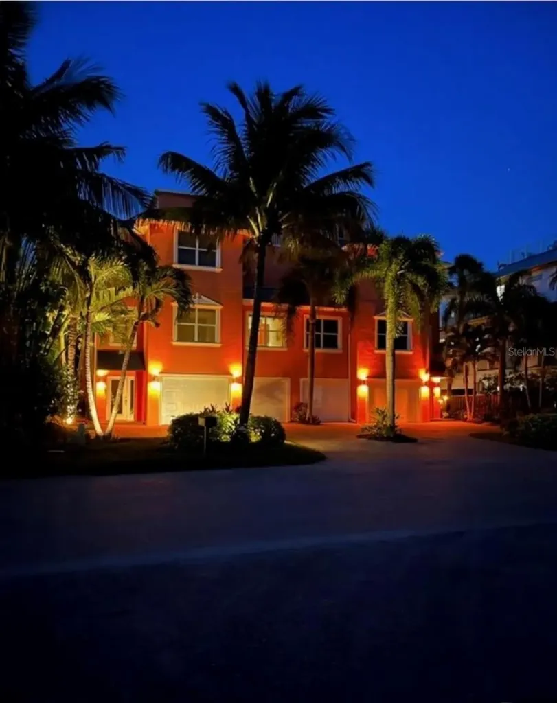 467 Canal Road Sarasota FL 34242