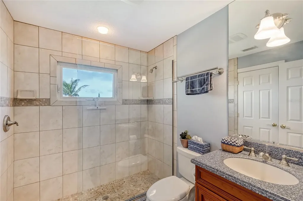 467 Canal Road Sarasota FL 34242