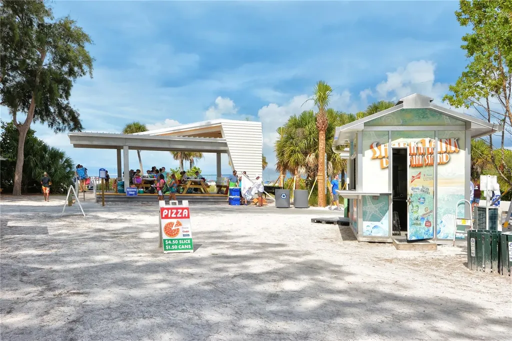 467 Canal Road Sarasota FL 34242