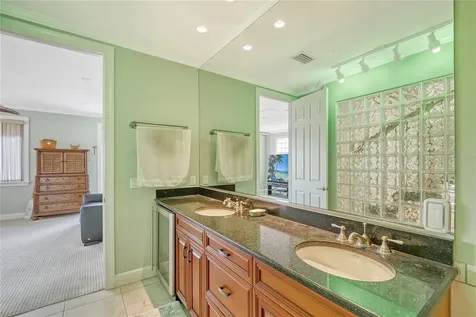 467 Canal Road Sarasota FL 34242