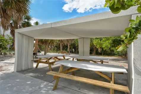 467 Canal Road Sarasota FL 34242