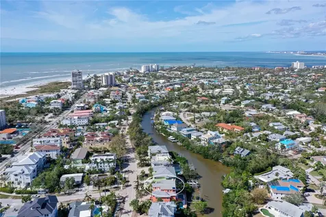 467 Canal Road Sarasota FL 34242