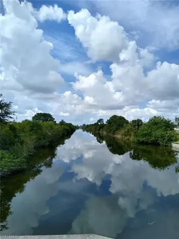2710 NE 6th Avenue Cape Coral FL 33909