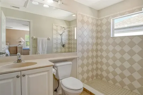 7819 Ashley Circle Bradenton FL 34201
