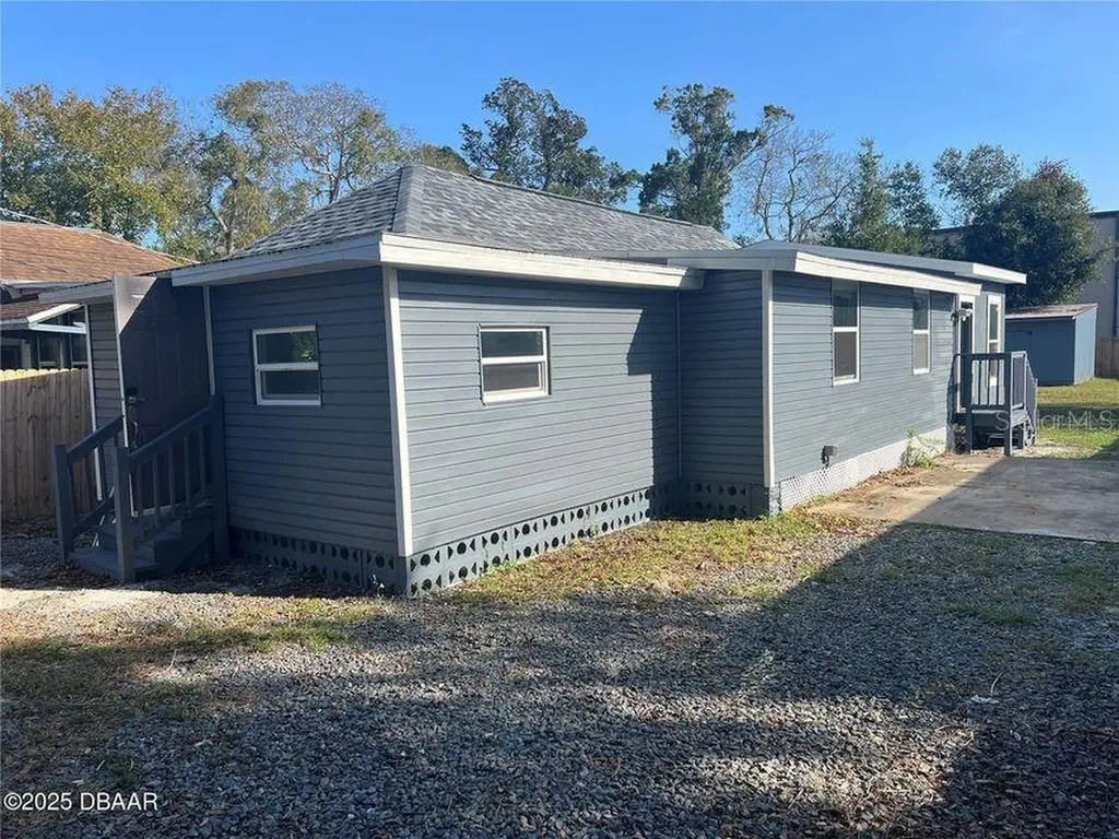 339 Maple Street Daytona Beach FL 32114