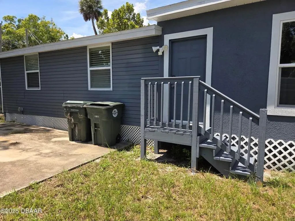 339 Maple Street Daytona Beach FL 32114