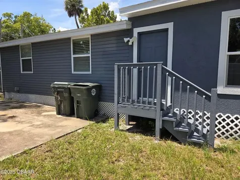 339 Maple Street Daytona Beach FL 32114