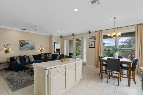 1915 Willow Wood Drive Kissimmee FL 34746