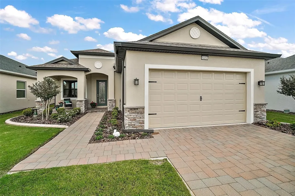 8456 Bridgeport Bay Circle Mount Dora FL 32757