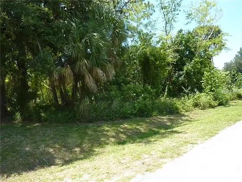 Manati Avenue North Port FL 34287