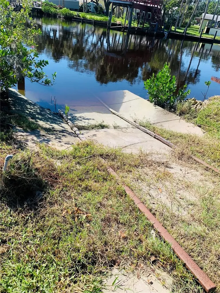5948 Riverside Drive Port Orange FL 32127