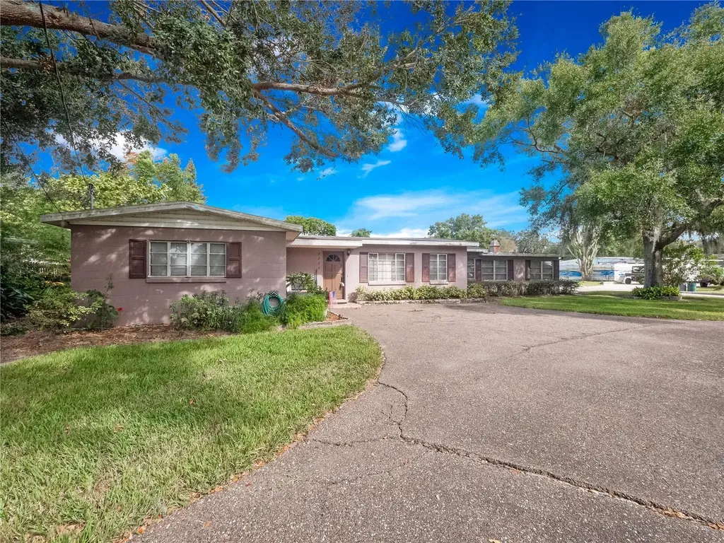 2239 Homewood Drive Belle Isle FL 32809