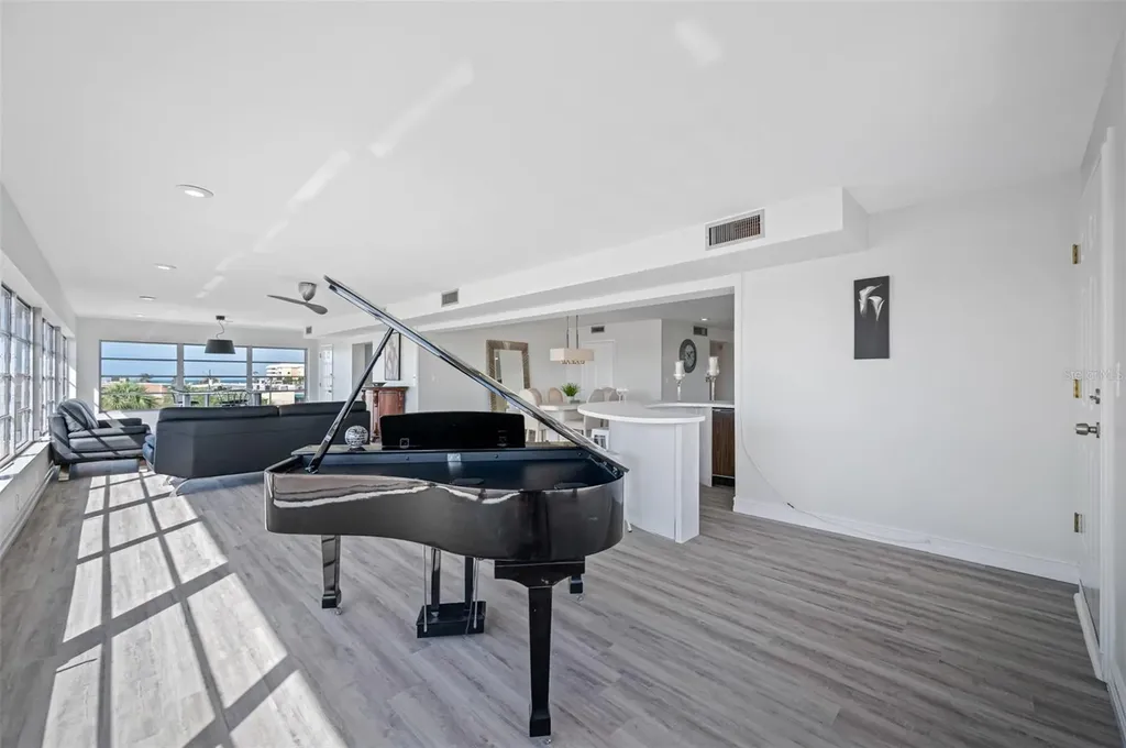 6363 Gulf Winds Drive St Pete Beach FL 33706