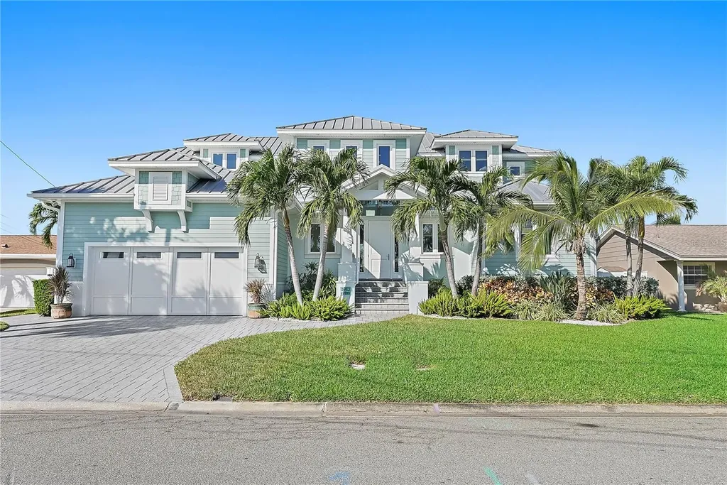 3942 14th Street NE St Petersburg FL 33703
