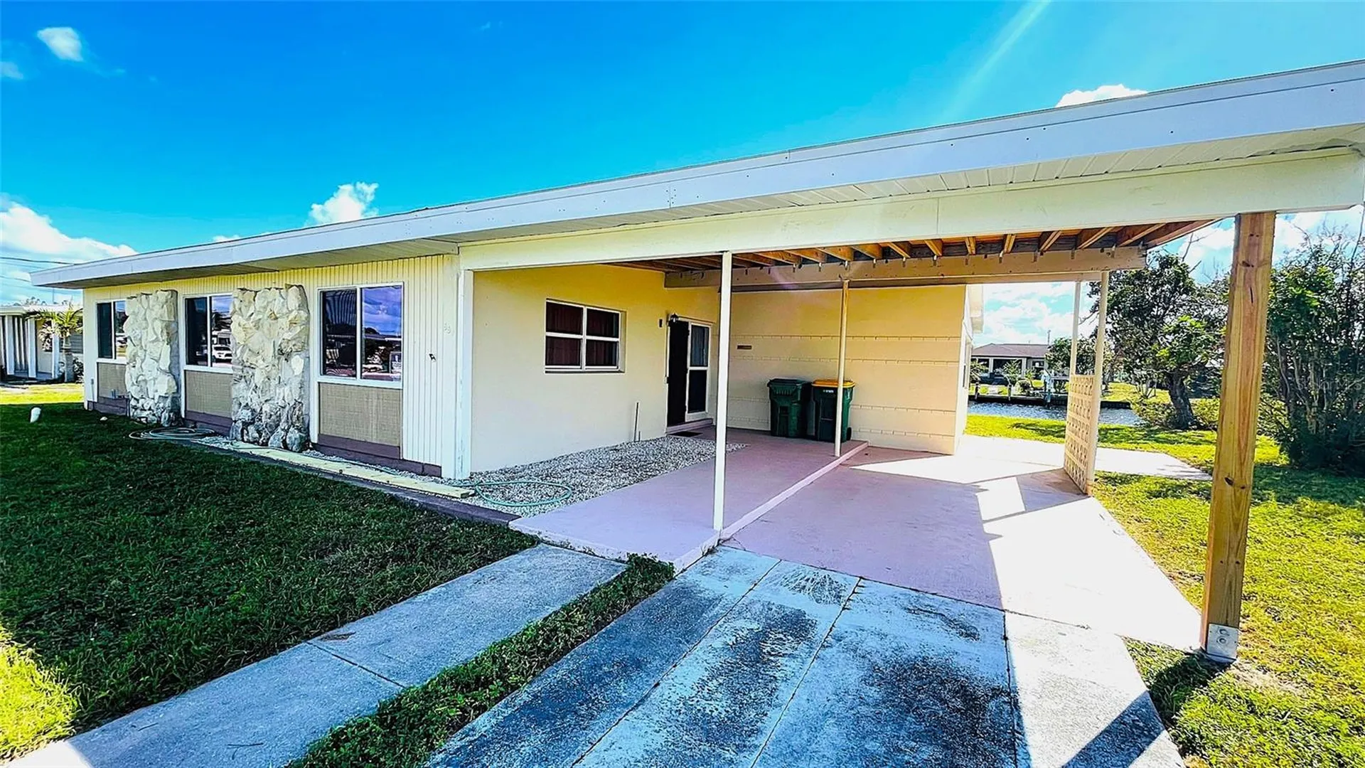 554 Lindley Terrace Port Charlotte FL 33952