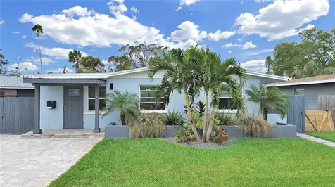 3712 Overlook Drive NE St Petersburg FL 33703