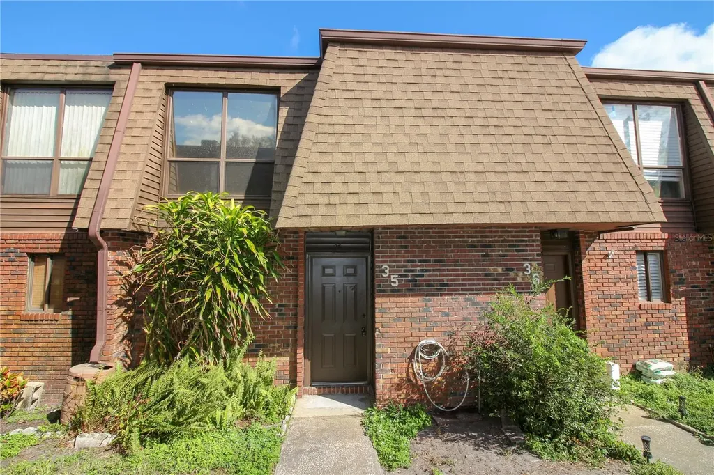 1836 N Crystal Lake Drive Lakeland FL 33801