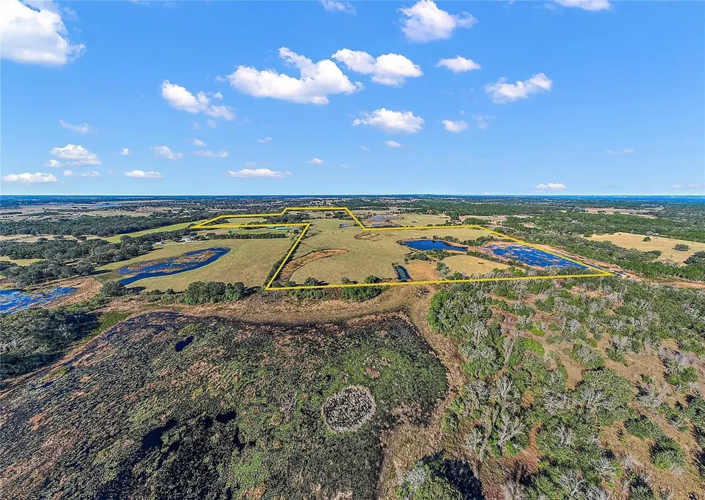 0000 Silverwood Lane Howey In The Hills FL 34737