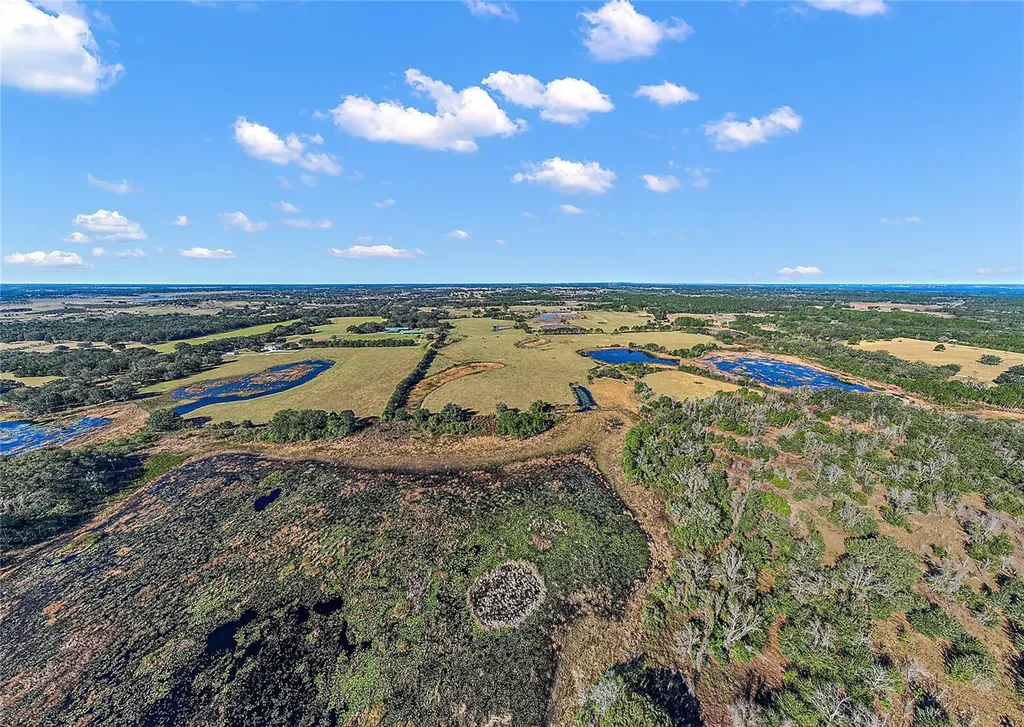 0000 Silverwood Lane Howey In The Hills FL 34737