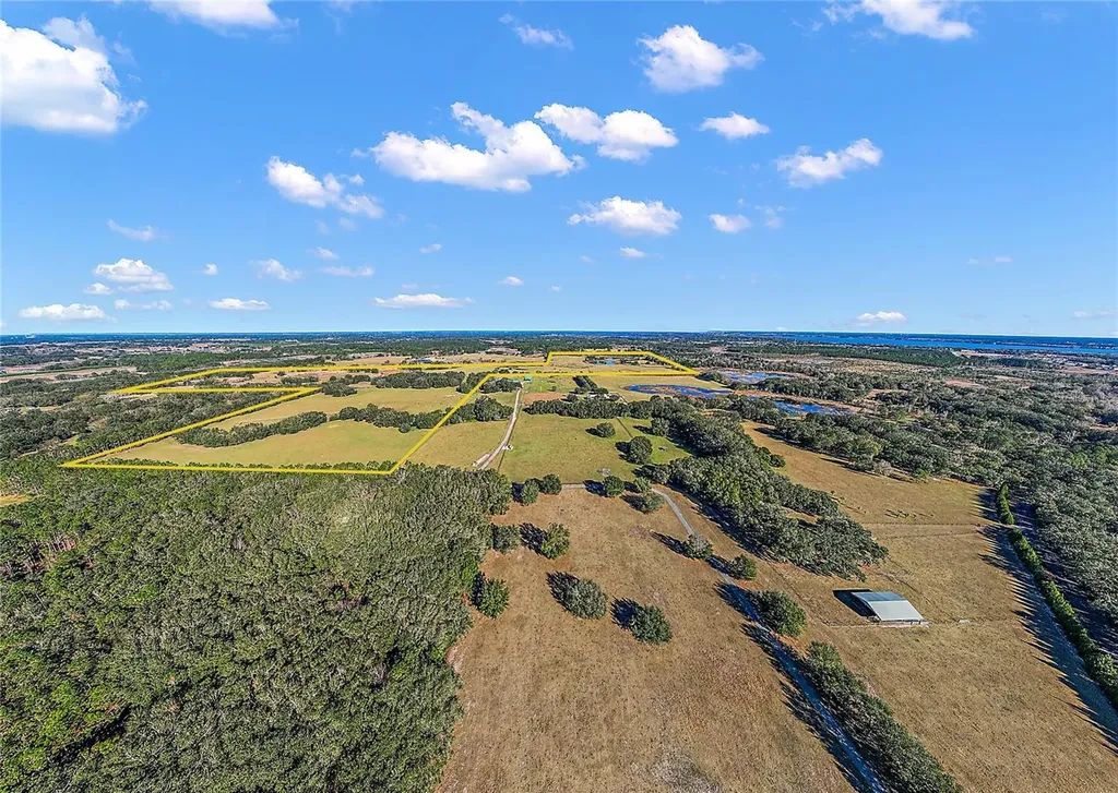 0000 Silverwood Lane Howey In The Hills FL 34737