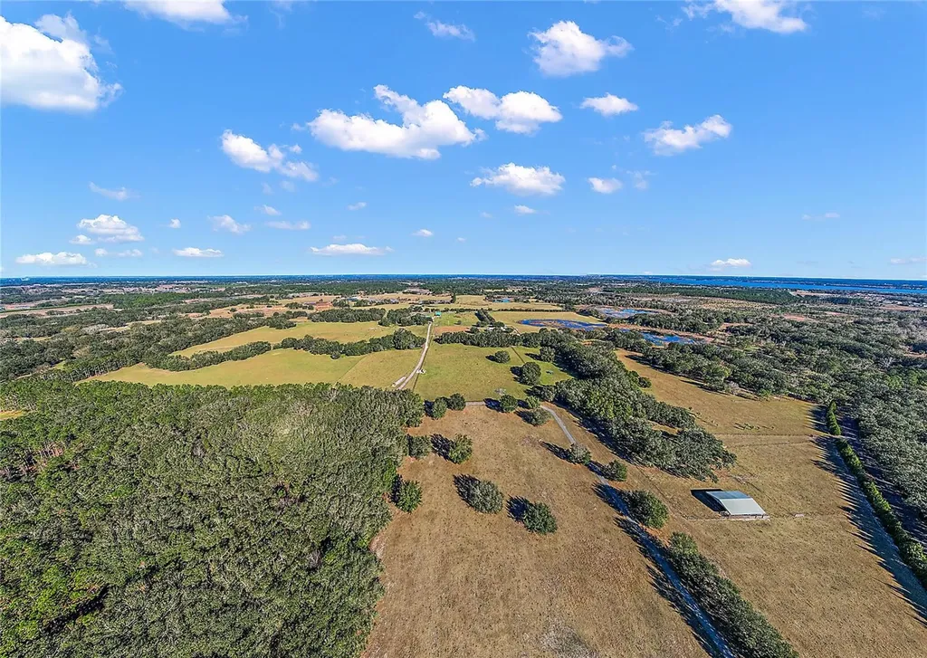 0000 Silverwood Lane Howey In The Hills FL 34737